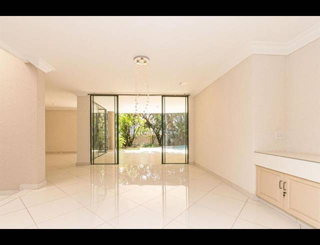 3 BEDROOM HOUSE FOR SALE IN BRYANSTON